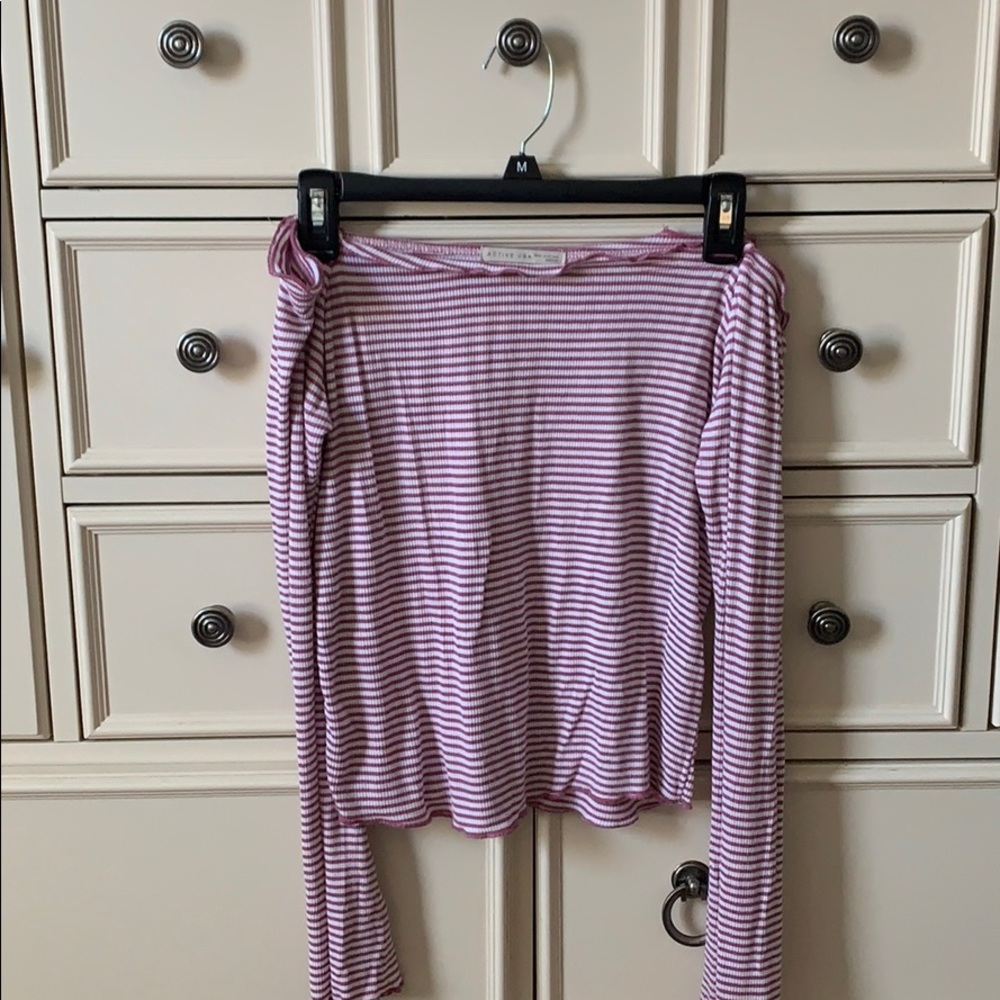 Off the shoulder long sleeve